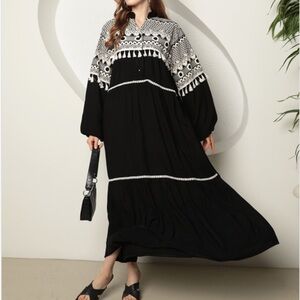 [XL] Kaktus Black Viscose Embossed Print Mini Tassels WMN Maxi Dress